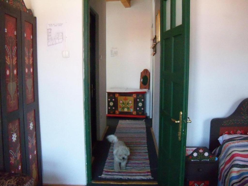 Góbé Csárda Hotel Oradea Quarto foto